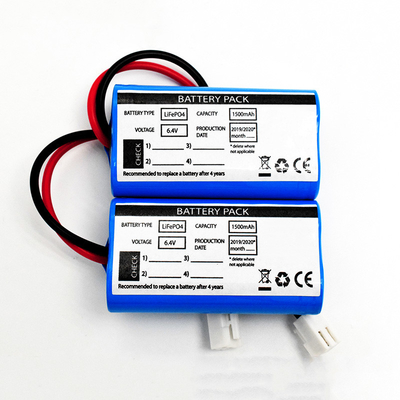 Аварийное солнечное освещение Использование бок о бок Тип LiFePO4 батареи 1500mAh 6,4 вольт